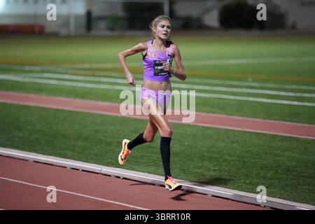 Konstanze Klosterhalfen (GER) places fifth in the women's 10,000m in 32 ...