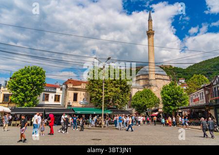 Shadervan Square With A Fountain In The Centre Of Prizren Kosovo Stock shadervan-square-with-a-fountain-in-the-centre-of-prizren-kosovo-stock