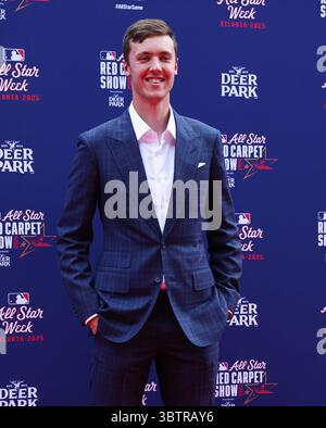 Atlanta, United States. 15th July, 2025. Milwaukee Brewers rookie pitcher Jacob Misiorowski walks on the red carpet before the start of the 2025 MLB All-Star game at Truist Park in Atlanta, Georgia on Tuesday, July 15, 2025. Photo by Mike Zarrilli/UPI. Credit: UPI/Ģ����ý Live News Stock Photo