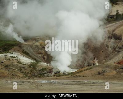 Black Growler Steam Vent in Porcelain Basin, Norris Geyser Basin ...