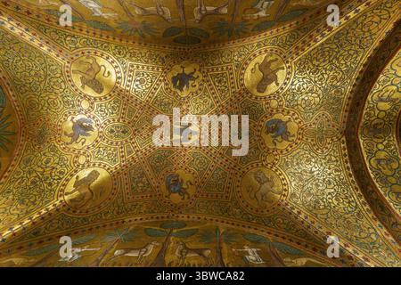 Sala di Ruggero was named after Ruggero di Altavilla, the first Norman King of Sicily built in neoclassic style in the Norman Palace with golden mosai Stock Photo