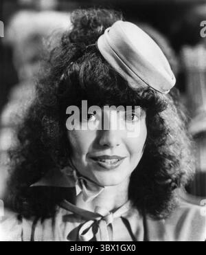 Mary Steenburgen, Head and Shoulders Publicity Portrait, on-set of the