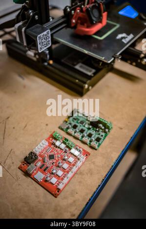 January 27, 2022, Zaragoza, Aragon, Spain Spain: 3D printer chips on table (Credit Image: © Nano Calvo/VW Pics via ZUMA Press Wire) Stock Photo