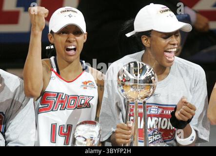 WNBA Detroit Shock サイン入り写真 Detroit Shock Katie Smith Glossy 8x10 Photo WNBA Basketball