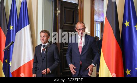 Berlin, Germany, 23th Juli 2025. Joint press statement by Federal Chancellor Friedrich Merz (GER) and the President of the French Republic, Emmanuel Macron (FRA). Photo: Klaus Kroenert Credit: Klaus Kroenert/Alamy Live News Stock Photo