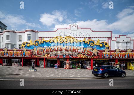 Playground arcades during the summer holidays at Marine Parade, Southend-on-Sea, Essex Stock Photo