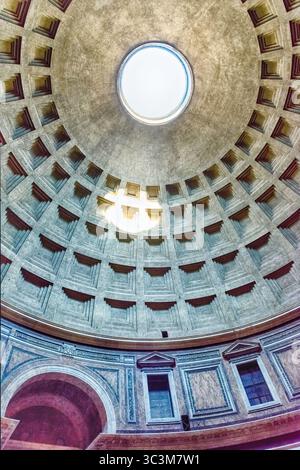 Famous Dome In Rome The oculus in the top of the dome of the Pantheon, Rome, Italy Stock ...