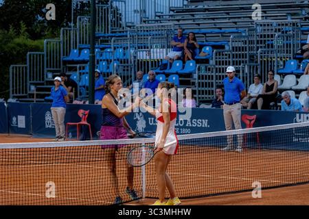 Palermo, Italy. 25th July, 2025. Palermo Ladies Open 2025: Tatiana Prozorova beats Hanne Vandewinke 7-5 5-7 6-1 in Palermo. Tatiana Prozorova beats Hanne Vandewinke in Palermo. (Photo by Antonio Melita/Pacific Press) Credit: Pacific Press Media Production Corp./Alamy Live News Stock Photo