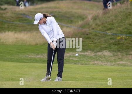 26 July 2025. Irvine , UK. Lottie Woad, from Farnham GC, England, played in the third round of the ISPS Handa Scottish Open golf Championship over Dundonald Links, Irvine, Ayrshire, Scotland. Lottie started the third round at minus 12 and finished with a score of minus 17, and leader in the clubhouse going into the final round. Credit: Findlay / Alamy live news Stock Photo