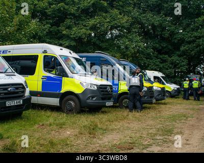 Epping, UK. 27th July, 2025. Large police presence from forces across the United Kingdom can be seen in Epping on mutual aid. Credit: Alex Day/Alamy Live News Stock Photo