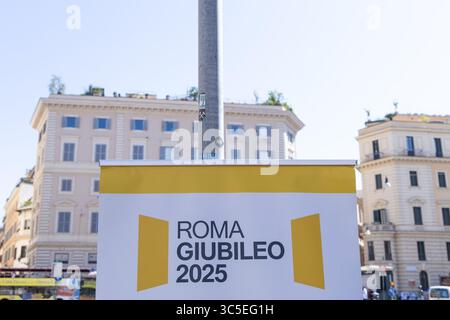 Rome, Italy. 30th July, 2025. Cratello with directions for pilgrims to Rome, on the occasion of the 2025 Youth Jubilee Credit: Independent Photo Agency/Alamy Live News Stock Photo