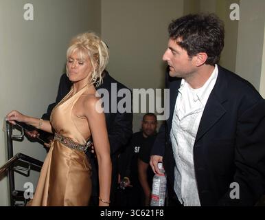 HOLLYWOOD, FL - JULY 22: Anna Nicole Smith attends a Trimspa party at Passions Night Club at the Seminole Paradise Hard Rock Hotel and Casino on July 22, 2005 in Hollywood, Florida. ..People:  Anna Nicole Smith; Howard K. Stern (Credit Image: © SMG via ZUMA Wire) Stock Photo