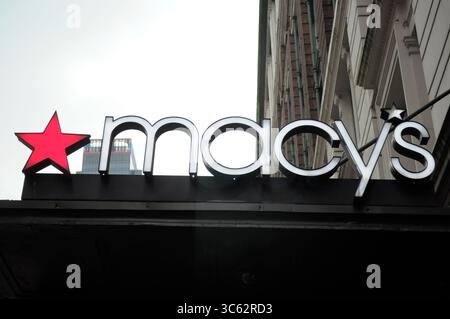 macys navy heels