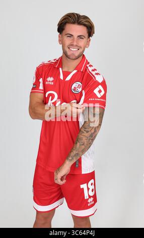Veste Doudoune Erreà Crawley Town FC - Neuf - Club Anglais - Football