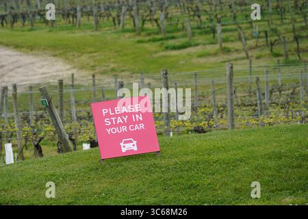 May 24, 2020, New York, New York, USA: Covid in the Hamptons,.Sign at Wolfer Vineyard, Wainscott, NY.May 25, 2020.Photos by  (Credit Image: © Sonia Moskowitz Gordon/ZUMA Wire) Stock Photo