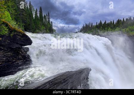 Tännforsen falls in spring near Åre on the Indalsälven River, Sweden's largest waterfall in Jämtland, Scandinavia Stock Photo
