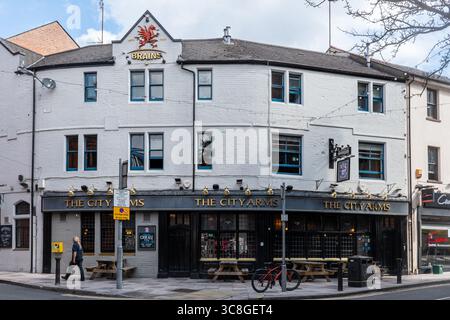 The City Arms pub in Cardiff city centre, South Wales, UK Stock Photo
