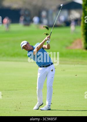 Justin Thomas hits from the rough on the first hole during the third ...