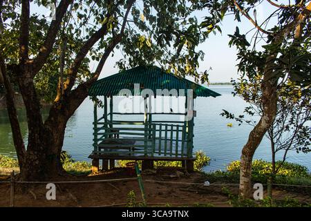 Serene view of a cottage near Kaptai Lake Stock Photo