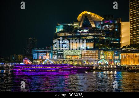 Shopping center, ICONSIAM, night shot, Bangkok, Thailand Stock Photo