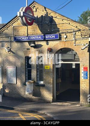 FINCHLEY CENTRAL TUBE STATION LONDON UNDERGROUND ON THE NORTHERN LINE Stock Photo
