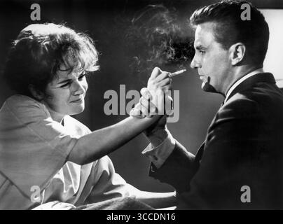 why are polly's cigarettes black Peaky Blinders cast smoke herbal tobacco for their characters during filming Interesting fact :, Polly Gray,