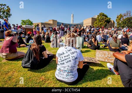 June 3, 2020: Wearing face masks due to coronavirus, a Black Lives Matter demonstration carries signs in Irvine, CA. (Credit Image: © Spencer Grant/ZUMA Press Wire) Stock Photo