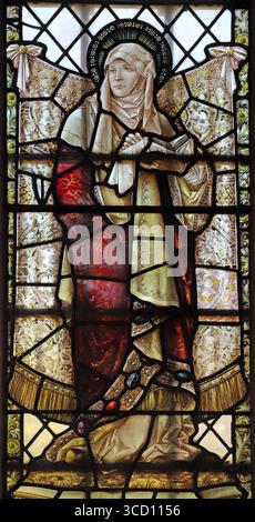 Stained glass window by Percy Bacon & Brothers depicting Sarah, wife of Abraham, St Andrew's Church, Hornchurch, London Stock Photo