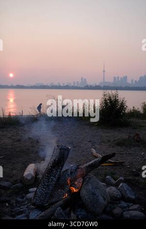 The Toronto skyline during a sunset -Toronto, Ontario Stock Photo - Alamy