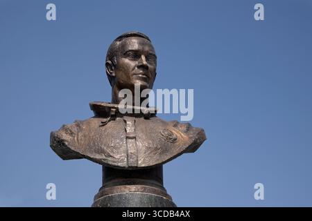 Bust of cosmonaut Vladimir Dzhanibekov, Cosmonaut Monument, Tashkent, Uzbekistan Stock Photo
