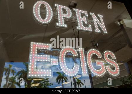 Tobacco products shop hi-res stock photography and images - Alamy