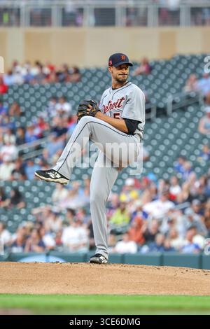 Detroit Tigers Starting Pitcher Charlie Morton Reacts On The Mound August 15th 2025 Detroit Tigers Starting Pitcher Charlie Morton 50 Pitches In The First Inning During A Baseball Game Between The Detroit Tigers And The Minnesota Twins At Target Field In Minneapolis Steven Garciacsm 3ce6dmg 