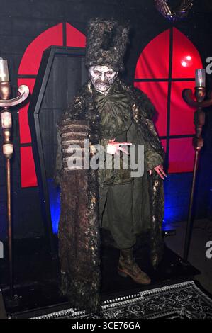 Cosplayer auf der Midsummer Scream - Halloween & Horror Convention im