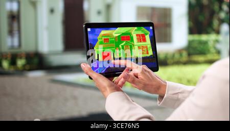Home Energy Savings With Infrared Imaging For Efficient Roof Insulation Stock Photo