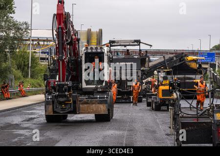ZOETERMEER - Roadworks are underway on the A12 near Zoetermeer. The highway will be closed for three weekends from The Hague to Gouda for maintenance. ANP JEROEN JUMELET netherlands out - belgium out Stock Photo