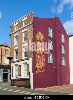 The Bridge Hotel Vaults, historic hotel pub building, Sunniside, Sunderland, Tyne and Wear, England, UK Stock Photo