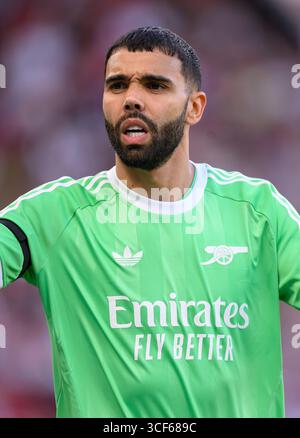 David Raya of Arsenal in action during the Premier League match between ...