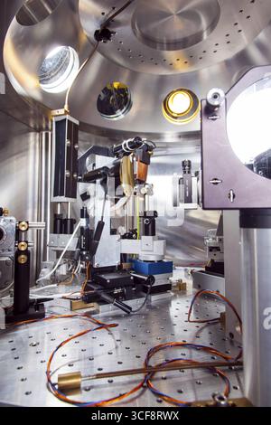 Experimental setup in a laser laboratory at the Institute for ...