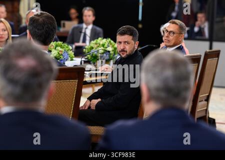 WASHINGTON DC, USA - 18 August 2025 - US President Donald Trump meets with UK Prime Minister Sir Keir Starmer, Ukrainian President Volodymyr Zelenskyy Stock Photo