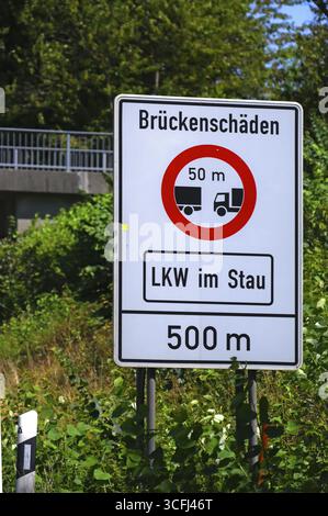 Sign on a German bridge indicating the load limits Stock Photo - Alamy
