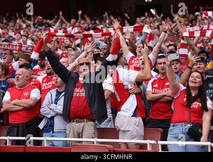 London, UK. 23rd Aug, 2025. Arsenal fans during the Arsenal vs Leeds United Premier League match at the Emirates Stadium, London. Picture credit should read: David Klein/Sportimage Credit: Sportimage Ltd/Alamy Live News Stock Photo