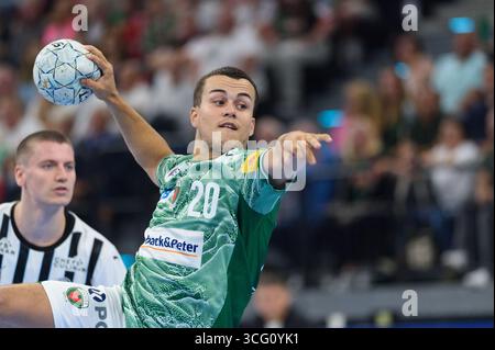 Munich, Deutschland. 23rd Aug, 2025. Munich, Germany, August 23rd 2025: Tim Freihöfer (20 Füchse Berlin) during the DHB Supercup match between Füchse Berlin and THW Kiel, SAP Garden, Munich, Germany. (Sven Beyrich/SPP) Credit: SPP Sport Press Photo. /Ģ����ý Live News Stock Photo