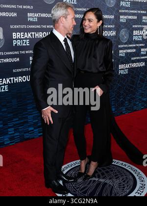 (FILE) Gal Gadot to skip Venice Film Festival amid pro-Palestinian