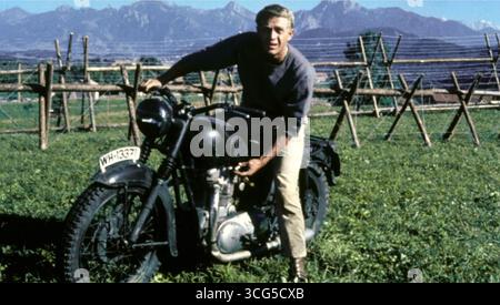 THE GREAT ESCAPE 1963 United Artists film with Steve McQueen as Captain Virgil Hilts Stock Photo