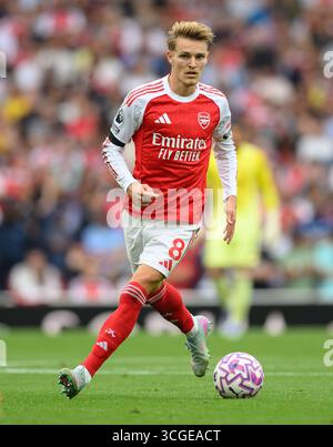 London, UK. 23rd Aug, 2025. Arsenal v Leeds United - Premier League - Emirates Stadium - London. Martin Odegaard in action. Picture Credit: Mark Pain / Alamy Live News Stock Photo