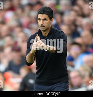 London, UK. 23rd Aug, 2025. Arsenal v Leeds United - Premier League - Emirates Stadium - London. Arsenal Manager Mikel Arteta. Picture Credit: Mark Pain/Alamy Live News Stock Photo