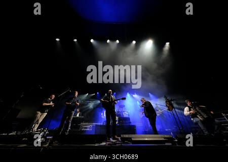 Jedburgh, UK. 30th Aug, 2025. Skipinnish performs onstage during day one of EdgeFest 2025 at LilliardsEdge near Jedburgh on August 30, 2025. EdgeFest 2025, Music Festival. A growing music festival, in the Scottish Borders, now in its third year, being held at Lilliardsedge, near Jedburgh. Music and entertainment for all the family, under the big top. Main Stage Line Up ( Credit: Rob Gray/Alamy Live News Stock Photo