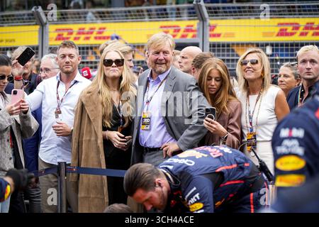 ZANDVOORT - (l-r) Princess Amalia, King Willem-Alexander, Princess Alexia, and Queen Máxima before the Dutch Formula 1 Grand Prix at the Zandvoort Circuit. ANP SANDER KONING Stock Photo