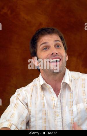 Director Zack Snyder at a photocall for the film '300' at the Beverly