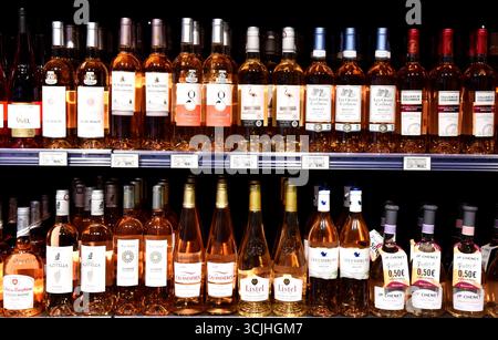 Paris, France. 05th Sep, 2025. Illustration - Wine Bottles in Supermarket in Paris, France on September 5, 2025. Photo by Alain Apaydin/ABACAPRESS Credit: Abaca Press/Alamy Live News Stock Photo